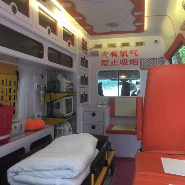 双湖癌症租赁救护车转运:为生命护航的科技与人文关怀